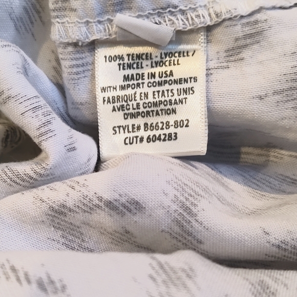 Bella Dahl Sporty Shorts Romper Sz XS - Picture 6 of 6